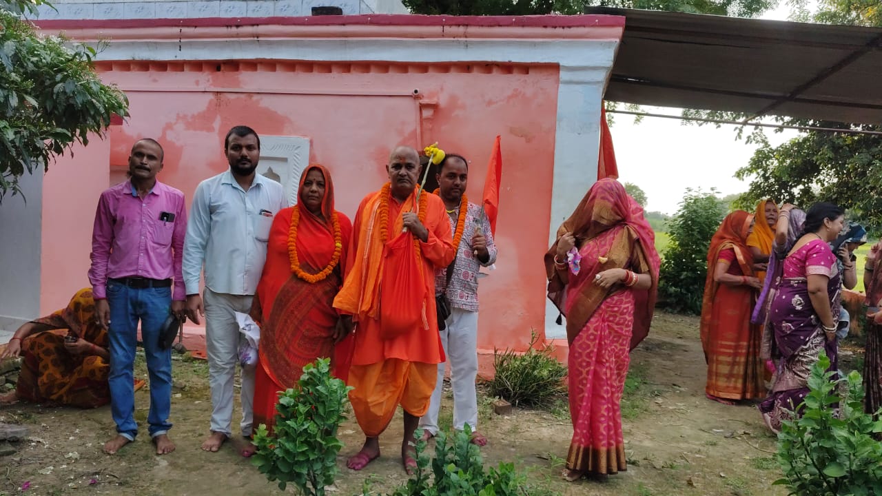 प्रतापगढ़: पितरों की शांति व मोक्ष की कामना लेकर गया धाम…