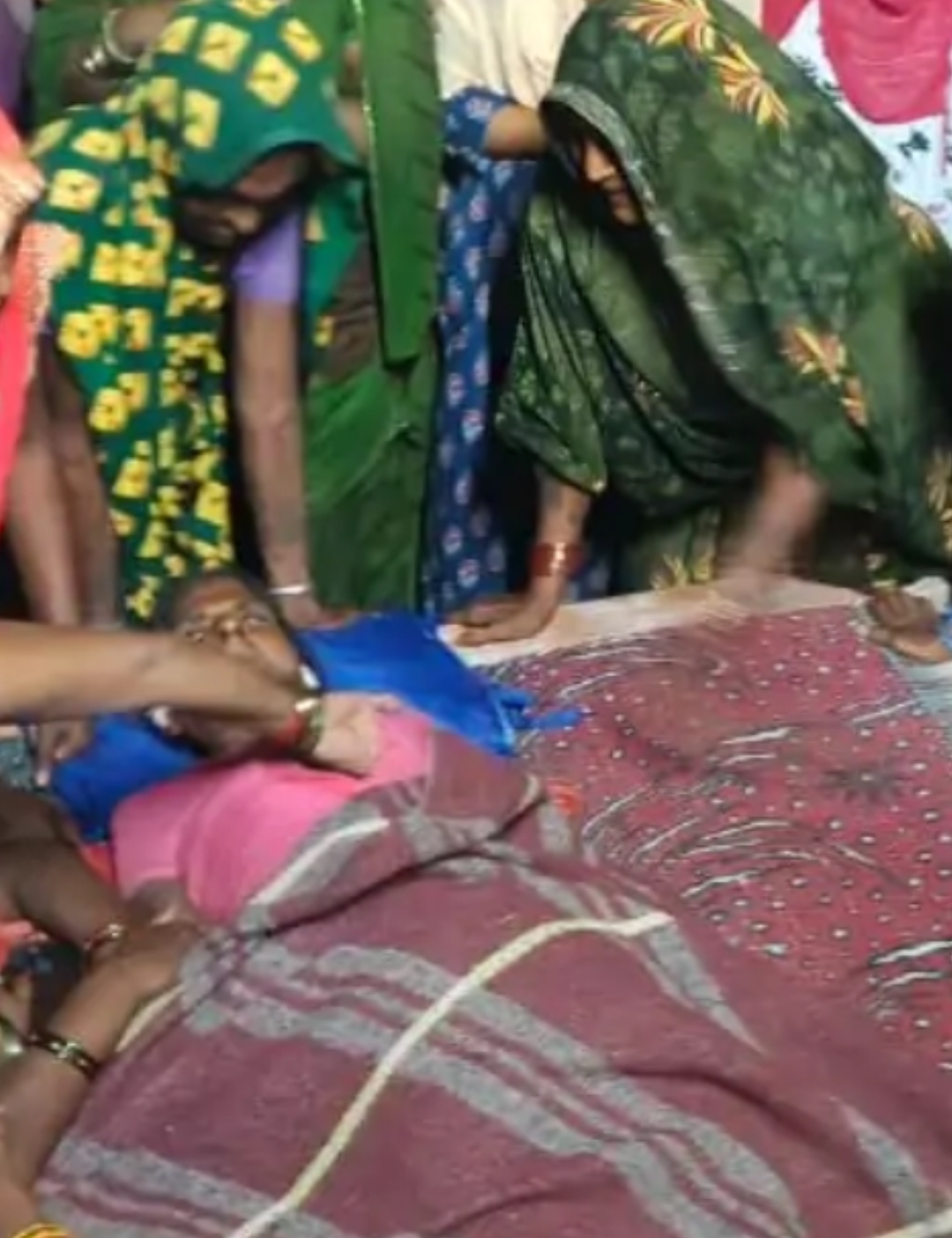 बाइक की टक्कर से वृद्धा की मौत, परिवार में मचा कोहराम*