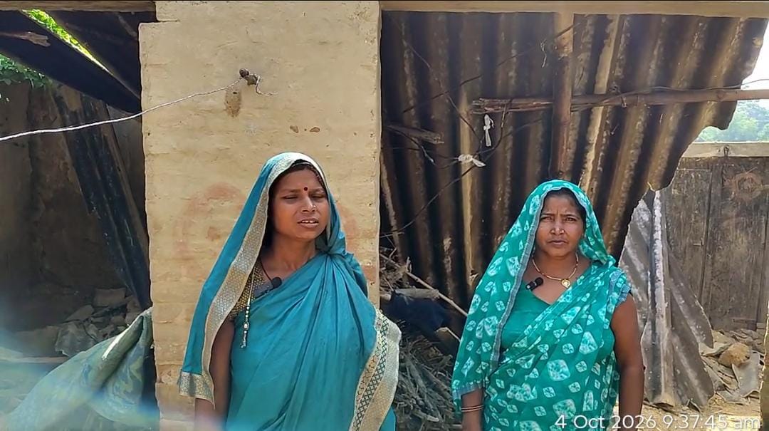 प्रतापगढ़ : बरसात में गिरे मकान के बाद भी नहीं मिली आर्थिक…