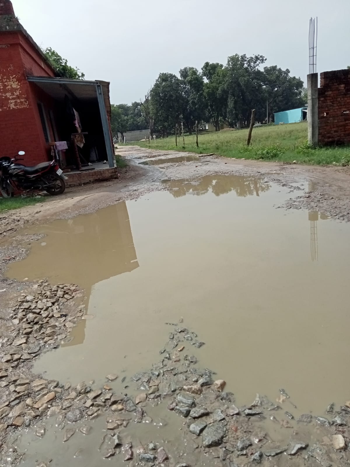 सोशल मीडिया के माध्यम से डीआरएम ने लिया स्वतः संज्ञान