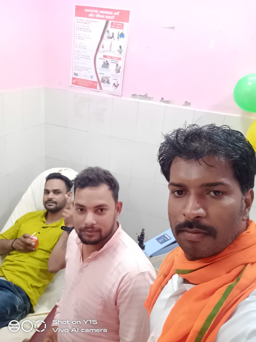 *रक्तदान शिविर में स्पेशल युवा एंटी करप्शन के पांच सदस्यों ने भी किया रक्तदान* 