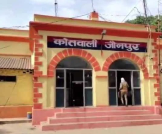 *संदिग्ध परिस्थितियों में सड़क के किनारे अचेतावस्था पड़े युवक ने तोड़ा दम, मामला संदिग्ध*