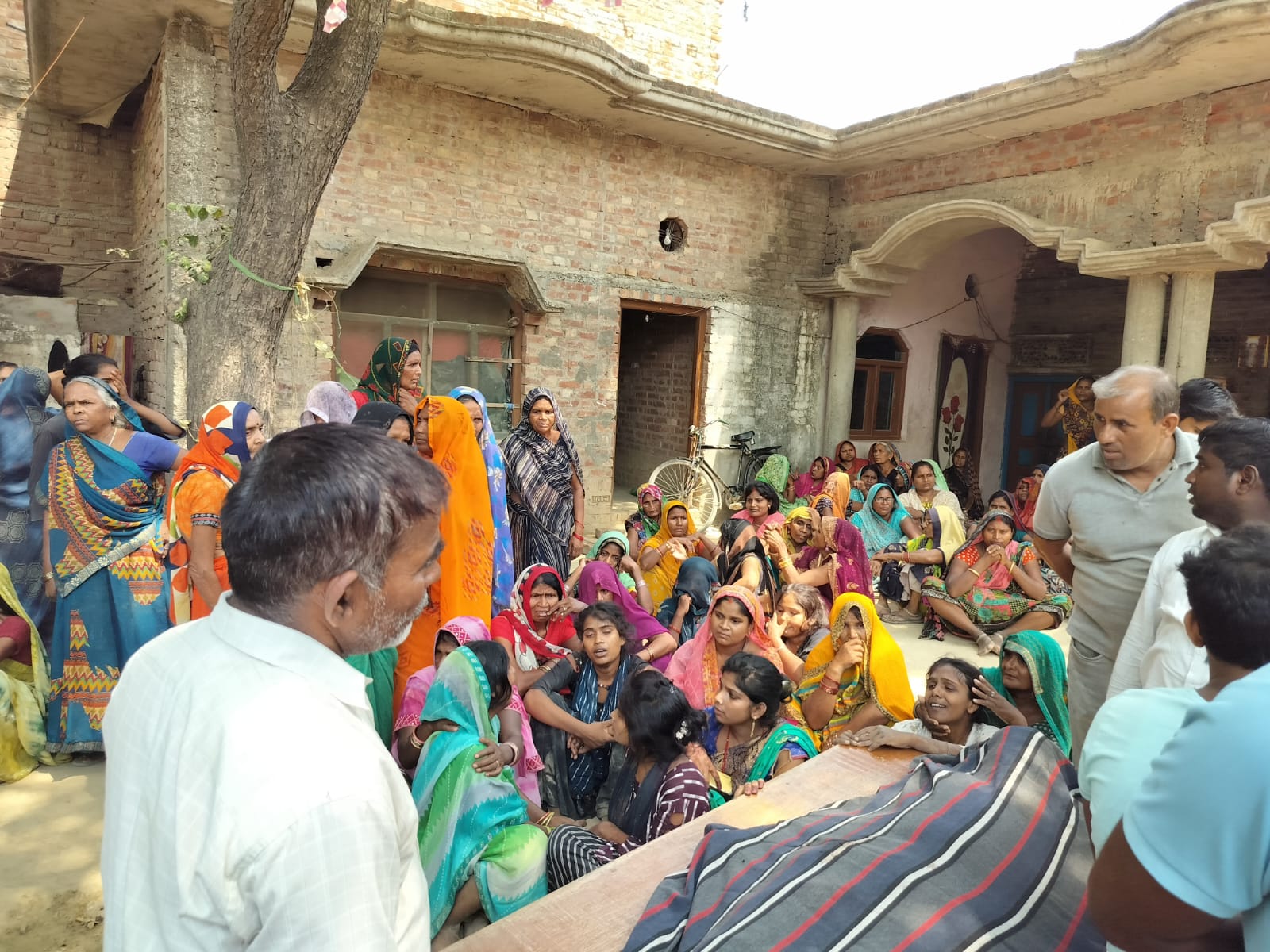 *सिगरामऊ थाना क्षेत्र के लालगंज में हुई हत्या में मृतक का दोस्त ही निकला कातिल*