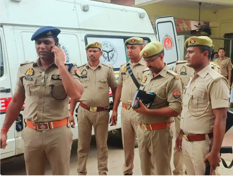 *प्रतापगढ़ पुलिस अधीक्षक डॉक्टर अनिल कुमार द्वारा कार्य में लापरवाही करने पर की गई बड़ी कार्यवाही*