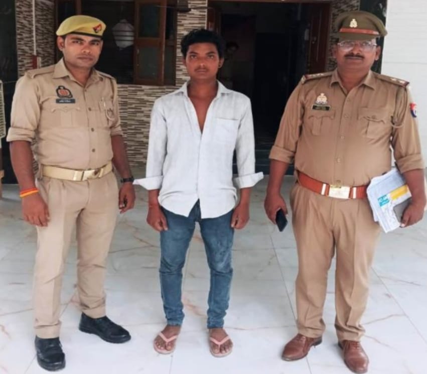 *थाना सिंगरामऊ पुलिस टीम द्वारा एक नफर पास्को एक्ट के वांछित अभियुक्त को किया गया गिरफ्तार*