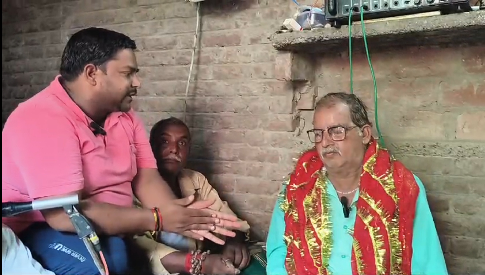 दर्शन को पहुँच रहे श्रद्धालू कल्कि अवतार मान रहे भक्त