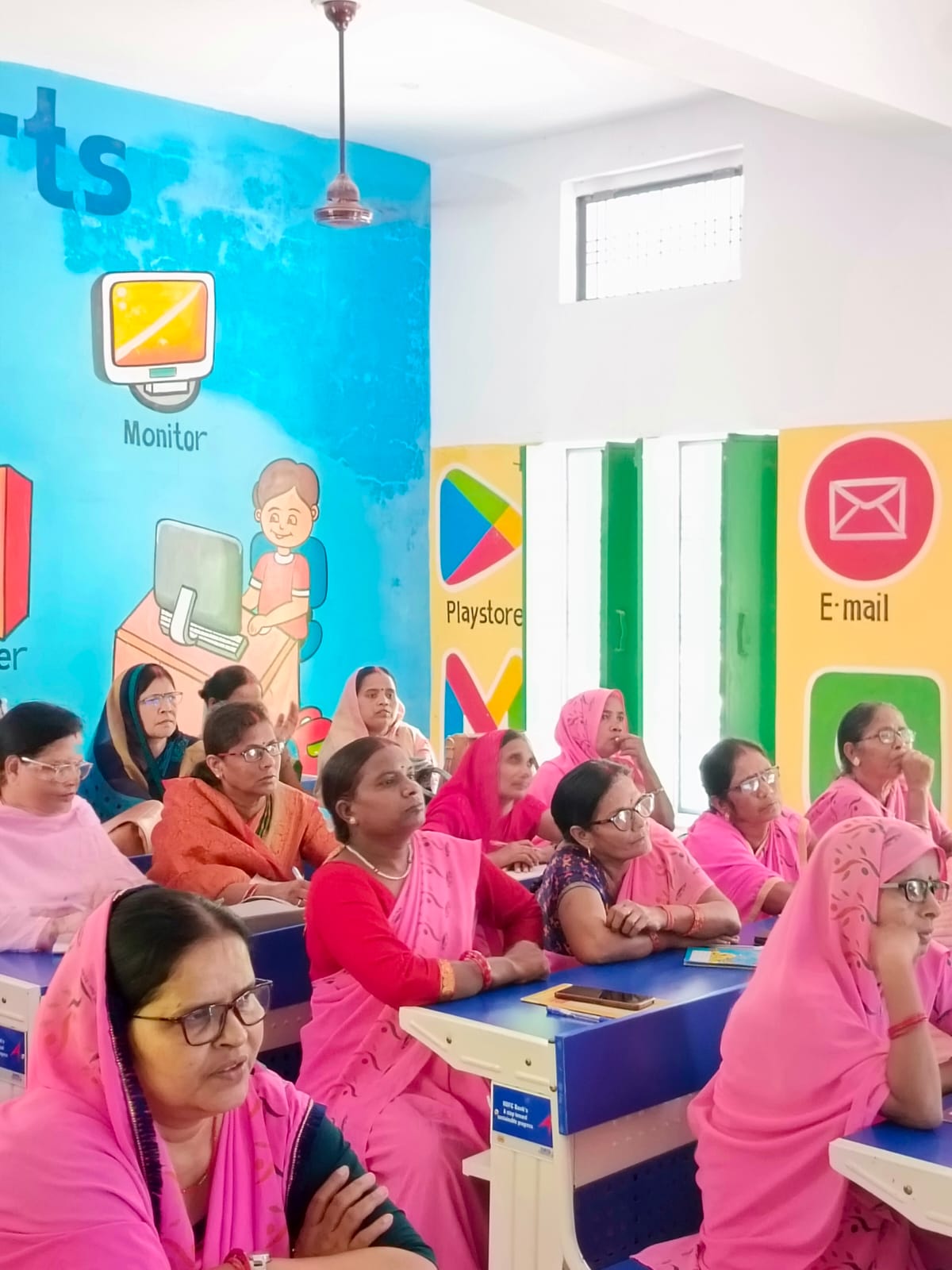 सिकरारा विकासखंड के इब्राहिमाबाद पीएम श्री विद्यालय में आंगनबाड़ी कार्यकर्ताओं का तीन दिवसीय प्रशिक्षण शुरू: मुख्य लक्ष्य ‘दिव्यांगता निवारण’