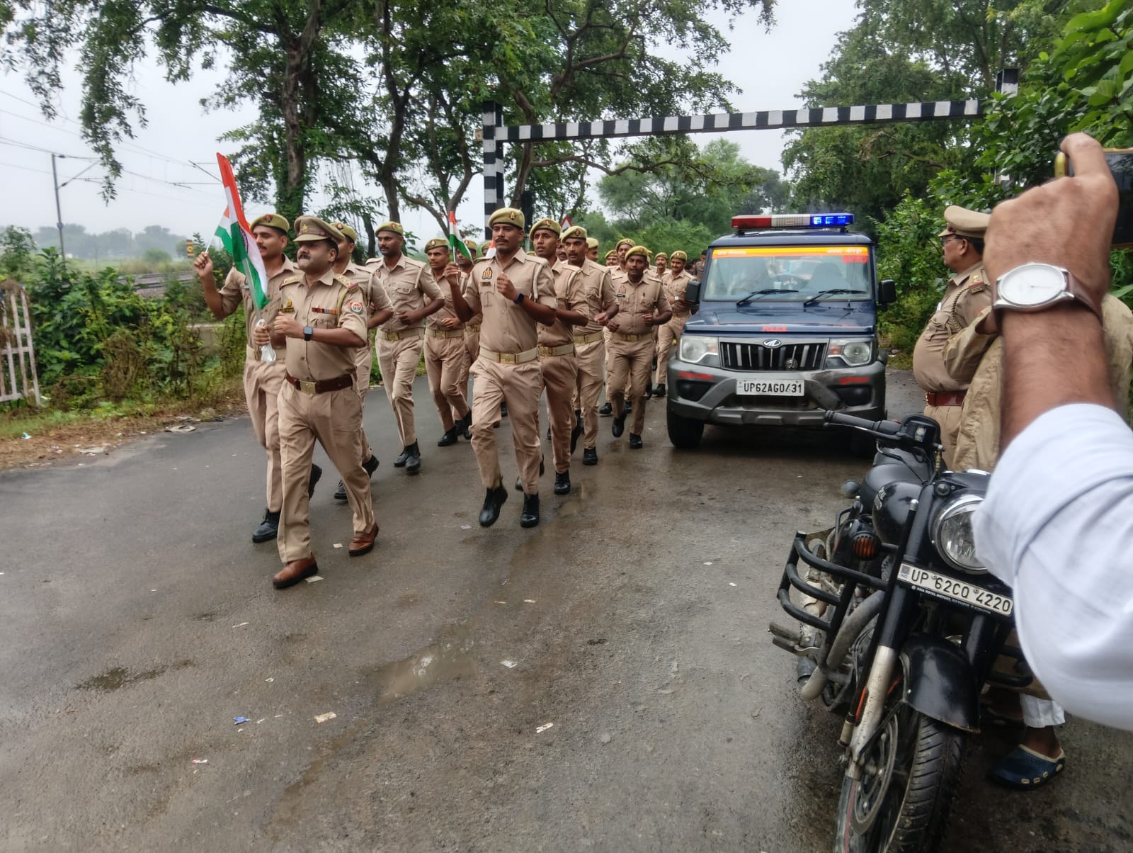 सिंगरामऊ: सरदार पटेल जयंती पर निकली “रन फॉर यूनिटी”, तिरंगे के साथ जवानों ने भरी देशभक्ति की हुंकार