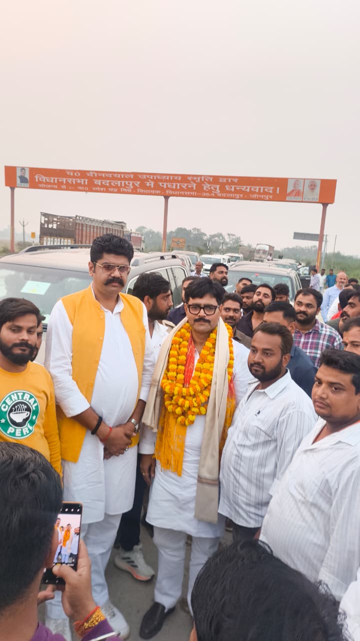 *सिगरामऊ रियासत में विधायक अभय सिंह व उनके समर्थकों का हुआ भव्य स्वागत*