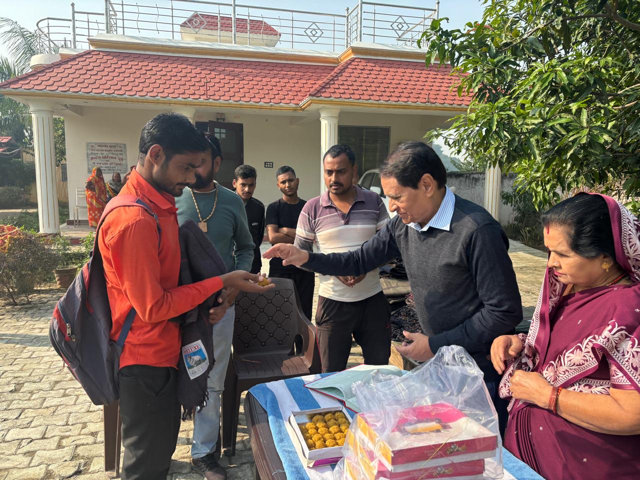 इच्छापूर्ति मंदिर परिसर में सम्मान समारोह आयोजित