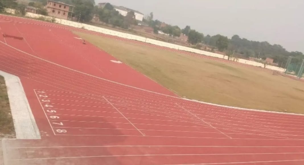 स्पोर्ट्स स्टेडियम परिसर में 8.50 करोड़ की लागत से सिंथेटिक रनिंग ट्रैक तैयार
