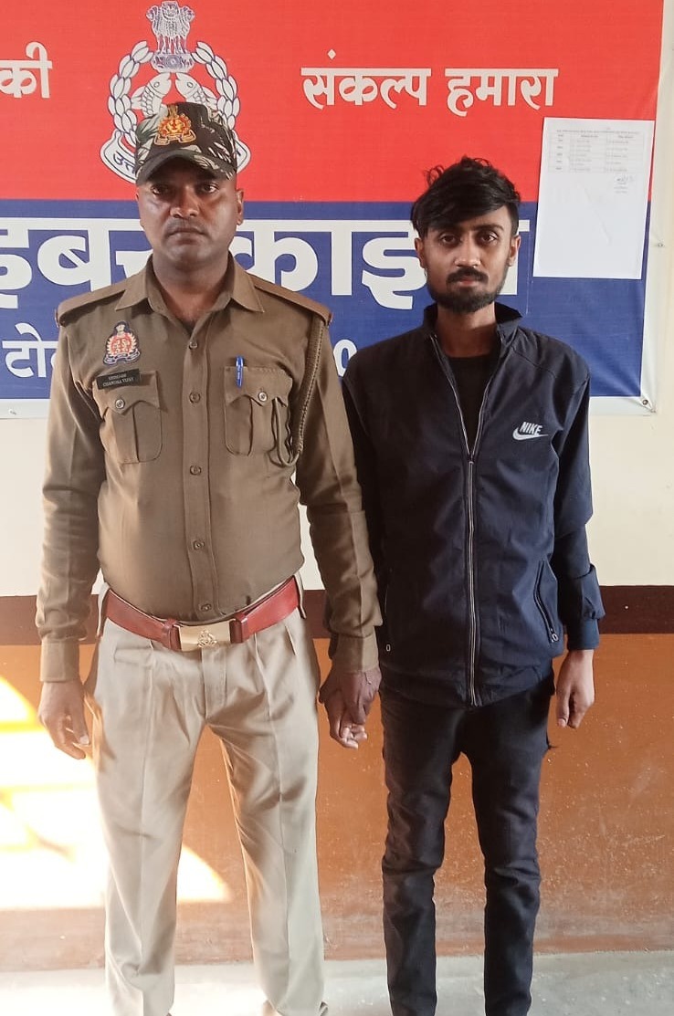 नाबालिग को बहला-फुसलाकर भगा ले जाने व दुष्कर्म के आरोपी को तेजीबाजार पुलिस ने किया गिरफ्तार