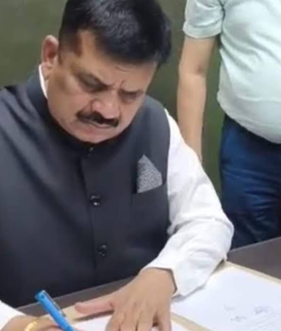 जौनपुर में SIR पुनरीक्षण की समय सीमा 15 दिन बढ़ी