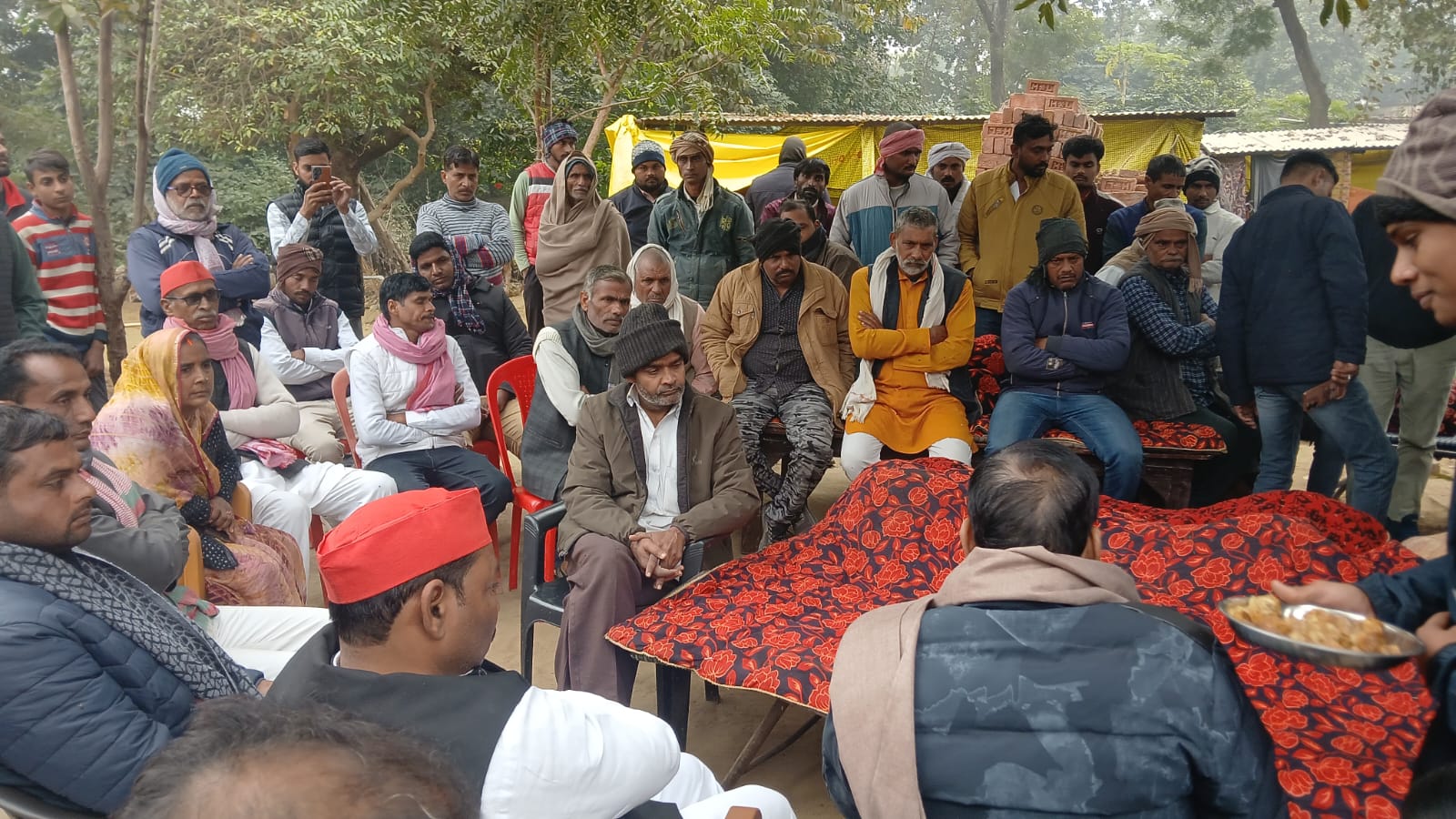 प्रतिनिधिमंडल परिवार से मिलने पहुँचा अमन यादव हत्याकांड परिजनों ने CBI जाँच की मांग