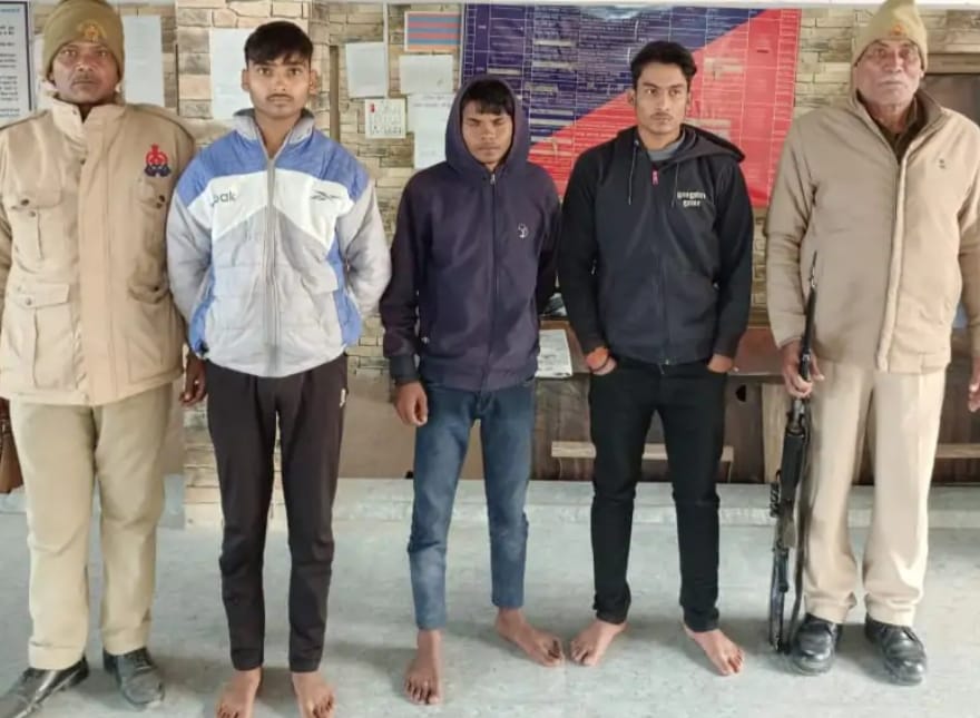 बदलापुर कोतवाली पुलिस ने स्वाधीन सिंह हत्याकांड का किया खुलासा