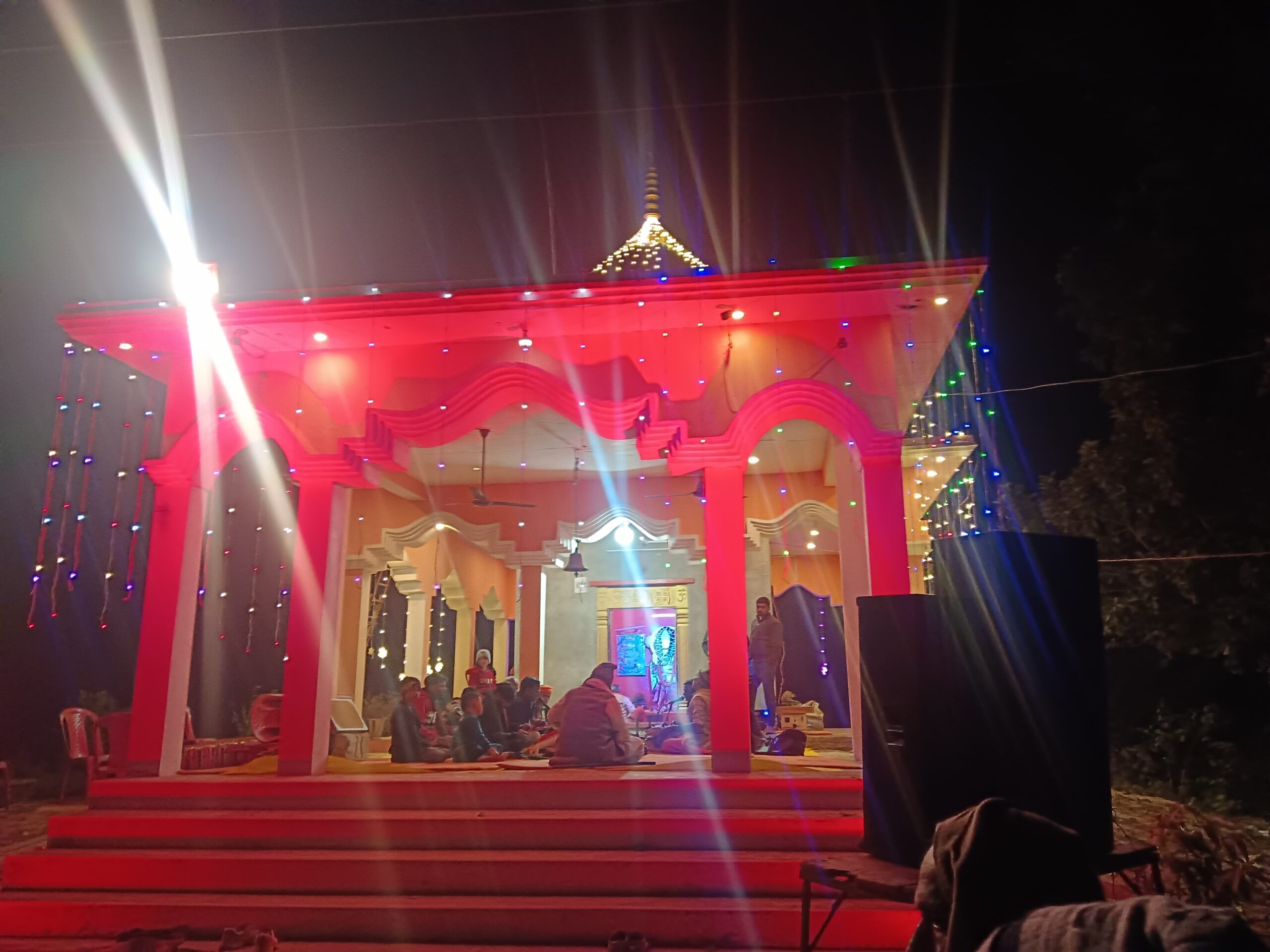 सिंगरामऊ देऊरा ग्राम पंचायत में हनुमान मंदिर पर संगीत मई रामायण पाठ संपन्न