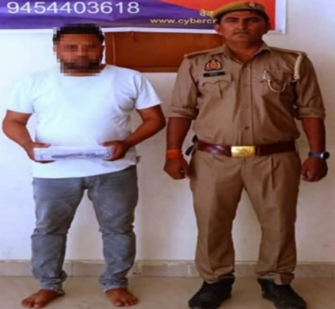 अवैध तमंचा एवं बोलरो कार के साथ एक अन्तर्जनपदीय शातिर अपराधी गिरफ्तार