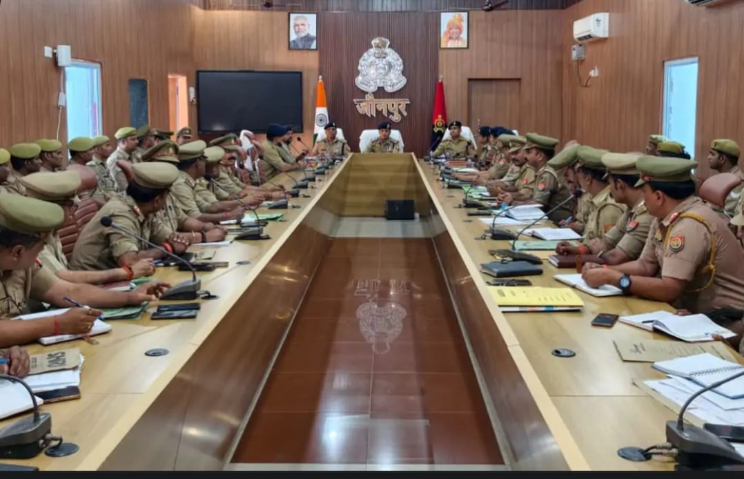 अपर पुलिस महानिदेशक ने किया थानों का वार्षिक निरीक्षण