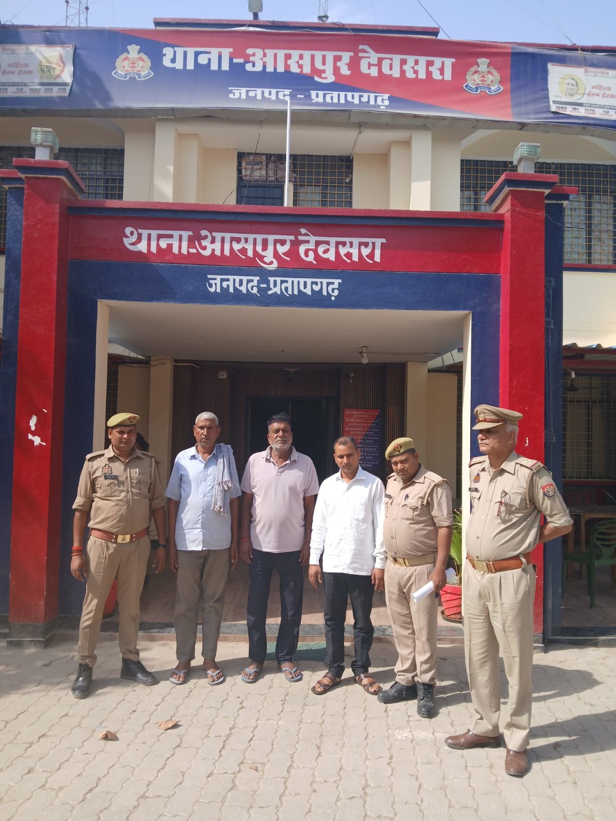 प्रतापगढ़ आसपुर देवसरा पुलिस ने तीन वारंटी अभियुक्तों को गिरफ्तार, कर भेजा जेल