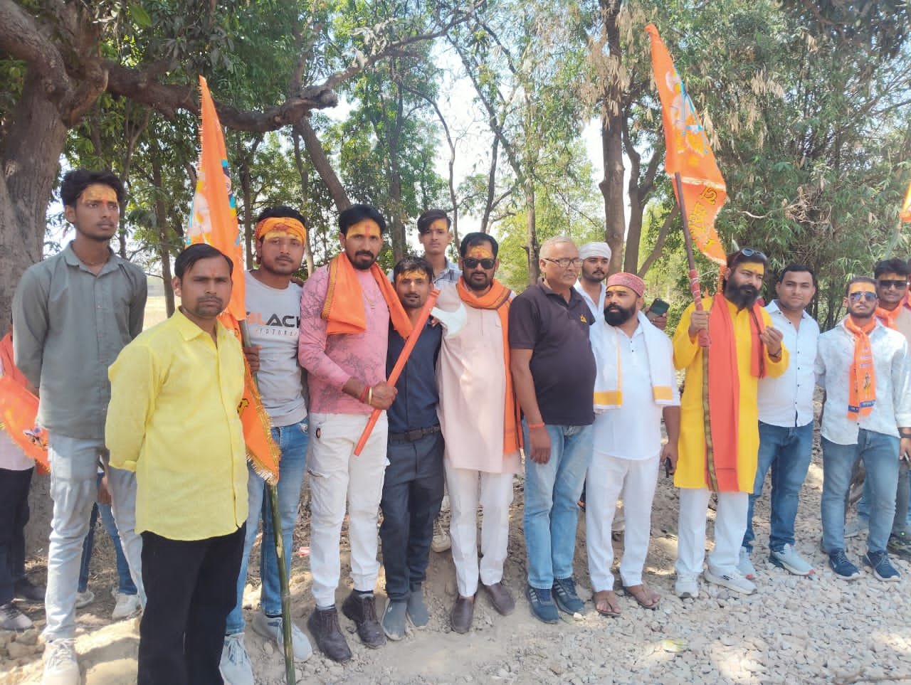 *प्रतापगढ़ आसपुर देवसरा क्षेत्र के अंतर्गत भगवान परशुराम की निकली भव्य शोभा यात्रा भारी*