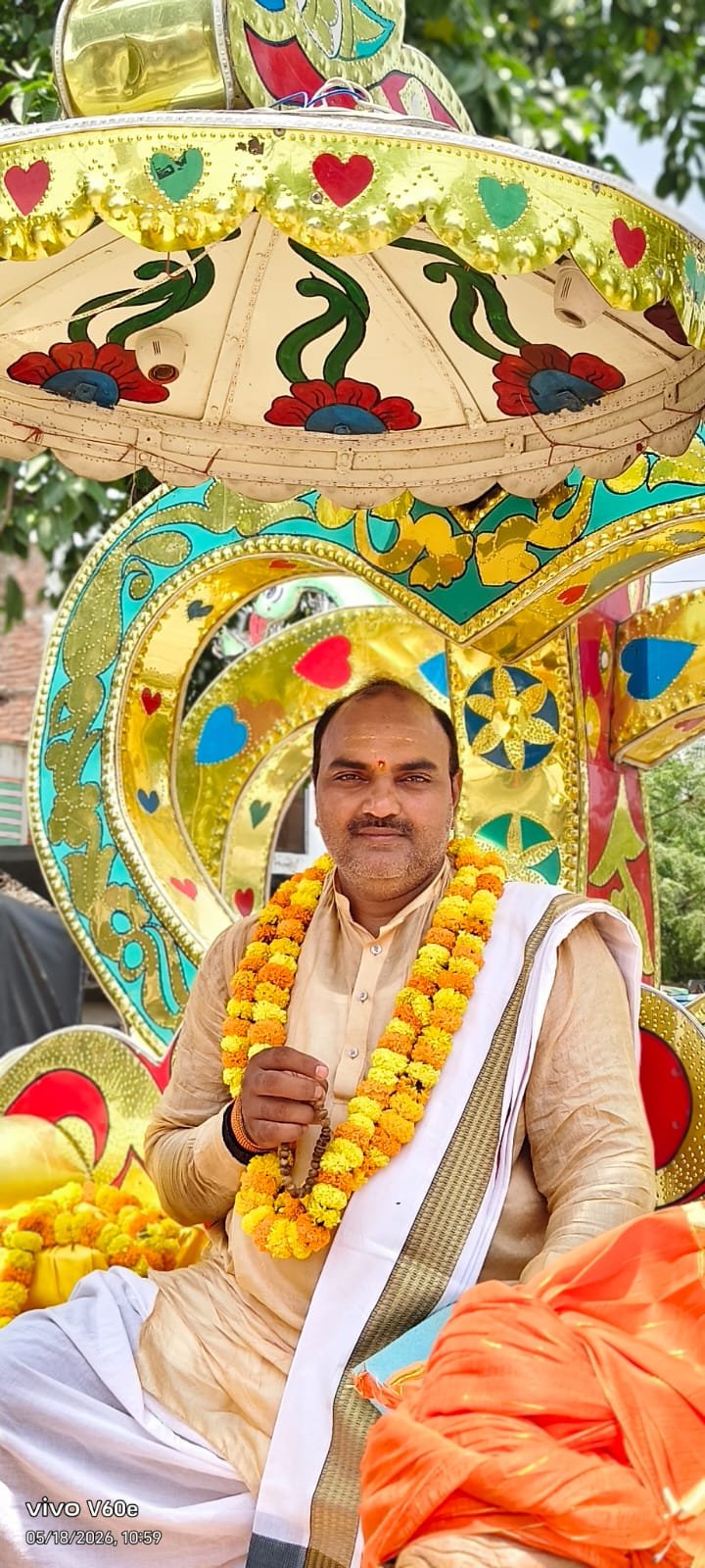 भव्य कलश यात्रा निकाली जाएगी, जिसमें बड़ी संख्या में श्रद्धालु महिलाएं एवं पुरुष शामिल
