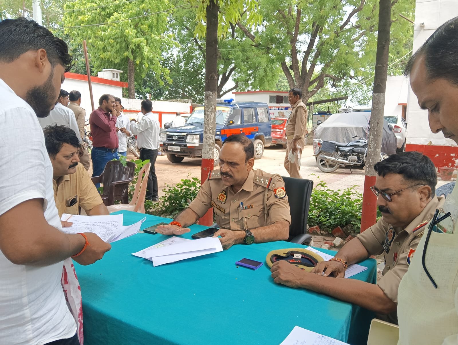 समाधान दिवस में पहुंचे 10 प्रार्थना पत्र, चार मामलों का मौके पर निस्तारण
