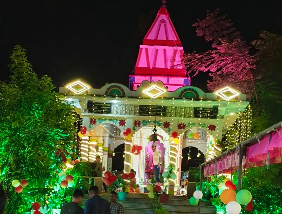 बक्शा थाने में धूमधाम से मनाई गई श्री कृष्ण जन्माष्टमी